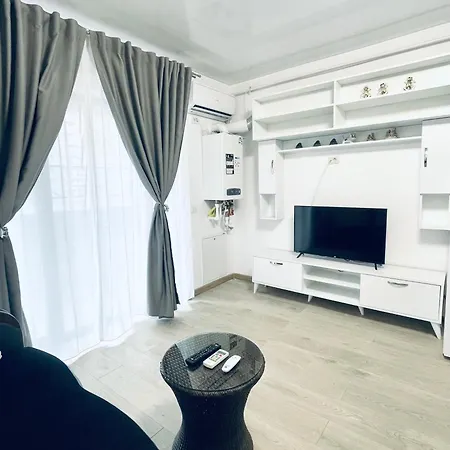 Amely Mamaia Nord 12 Zona Lidl ナボダリ